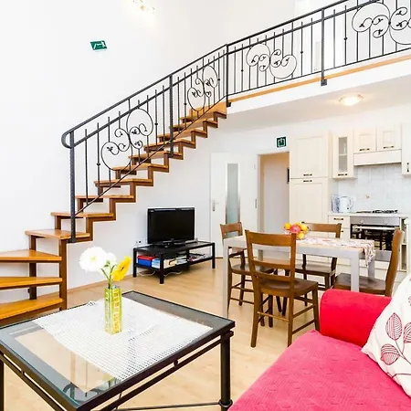 With A Parking Space - 17040 Apartamento