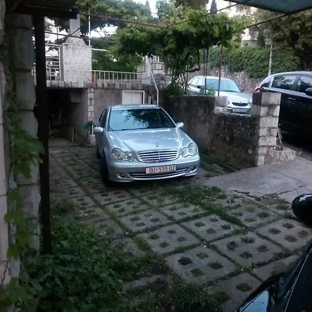 Appartamento With A Parking Space - 17040 *